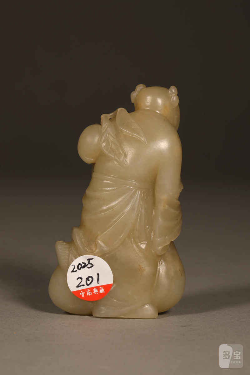 清 白玉雕童子负桃骑鹅挂件 - 图5